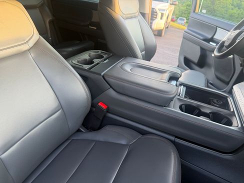 Certified 2025 Ford Expedition Active AWD/4WD image 20