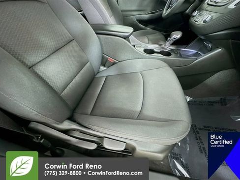 Used 2024 Chevrolet Malibu LT image 31