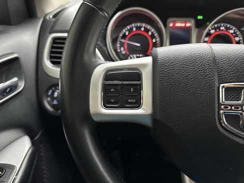 Used 2019 Dodge Journey SE w/ Premium Group image 23