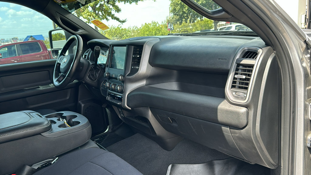 Used 2024 RAM 2500 Tradesman w/ Chrome Appearance Group AWD/4WD image 24