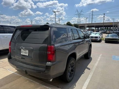 Used 2015 Chevrolet Tahoe LT w/ Luxury Package RWD image 4
