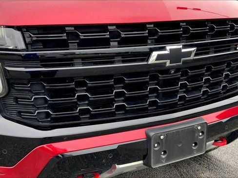 Used 2023 Chevrolet Tahoe Z71 w/ Luxury Package image 26