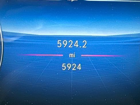 Certified 2026 Mercedes-Benz GLC 350e 4MATIC image 4