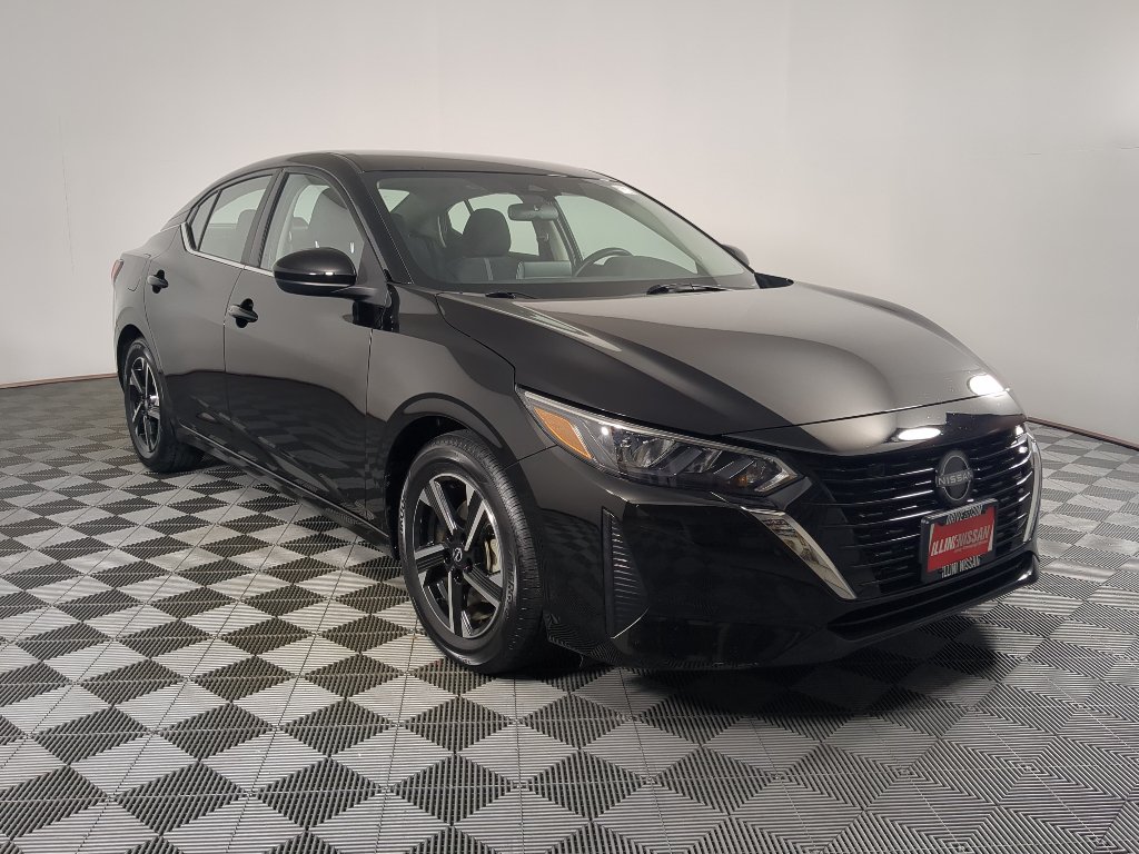 Used 2025 Nissan Sentra SV FWD image 1