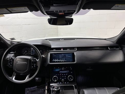 Used 2020 Land Rover Range Rover Velar R-Dynamic S image 36