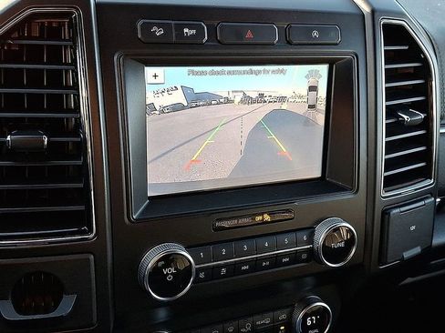 Used 2019 Ford Expedition Limited w/ Cargo Package image 23