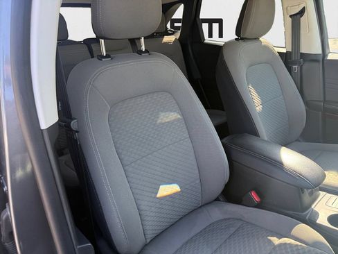 Used 2022 Ford Escape SE w/ Cold Weather Package AWD/4WD image 25