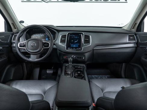 Used 2020 Volvo XC90 T6 Momentum image 15
