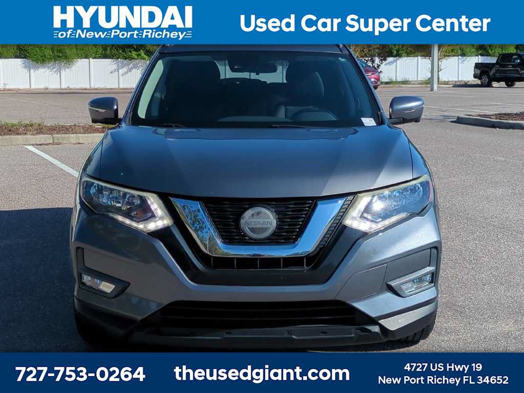 Used 2019 Nissan Rogue SV w/ Premium Package FWD image 8