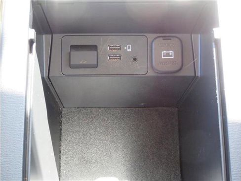 Used 2019 MAZDA CX-5 Touring image 9