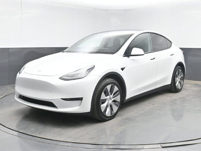 Used 2022 Tesla Model Y Long Range AWD/4WD image 10