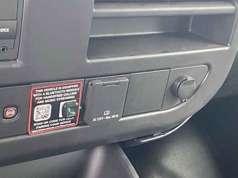 New 2025 GMC Savana 3500 Extended w/ Driver Convenience Package image 23