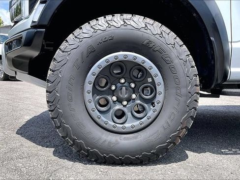 Used 2025 Ford F150 Raptor AWD/4WD image 8