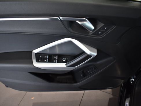 Used 2022 Audi Q3 2.0T Premium image 28