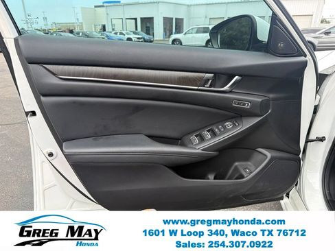 Used 2021 Honda Accord Touring image 10