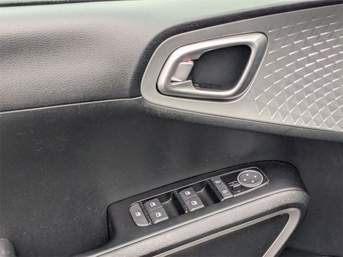Used 2024 Kia Soul LX w/ Option Group 015 image 14