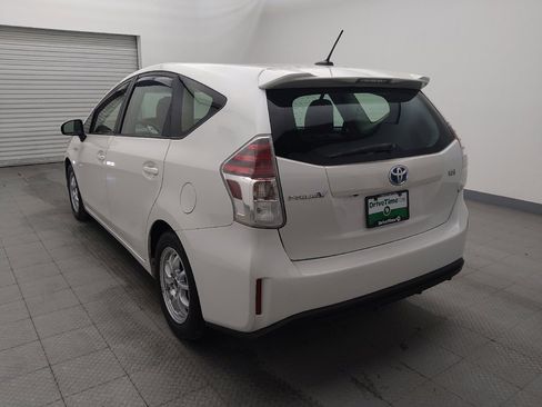Used 2015 Toyota Prius V Two image 5