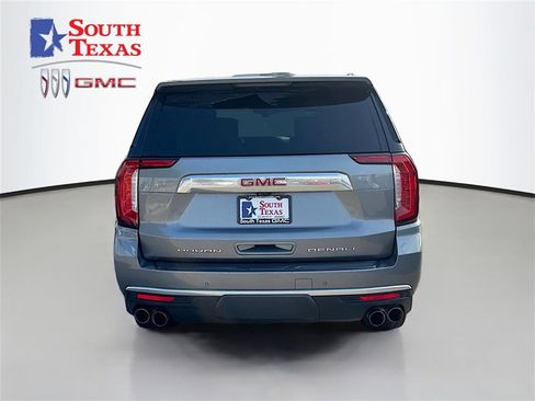 Used 2021 GMC Yukon XL Denali w/ Denali Premium Package image 1