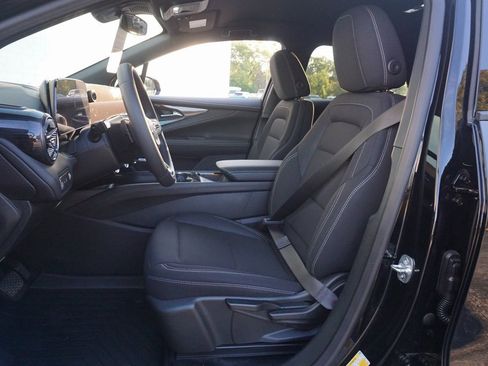 New 2026 Chevrolet Blazer EV LT image 10