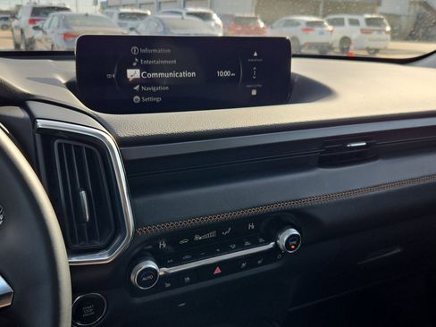 Used 2025 MAZDA CX-50 AWD 2.5 S w/ Premium Plus Pkg image 24