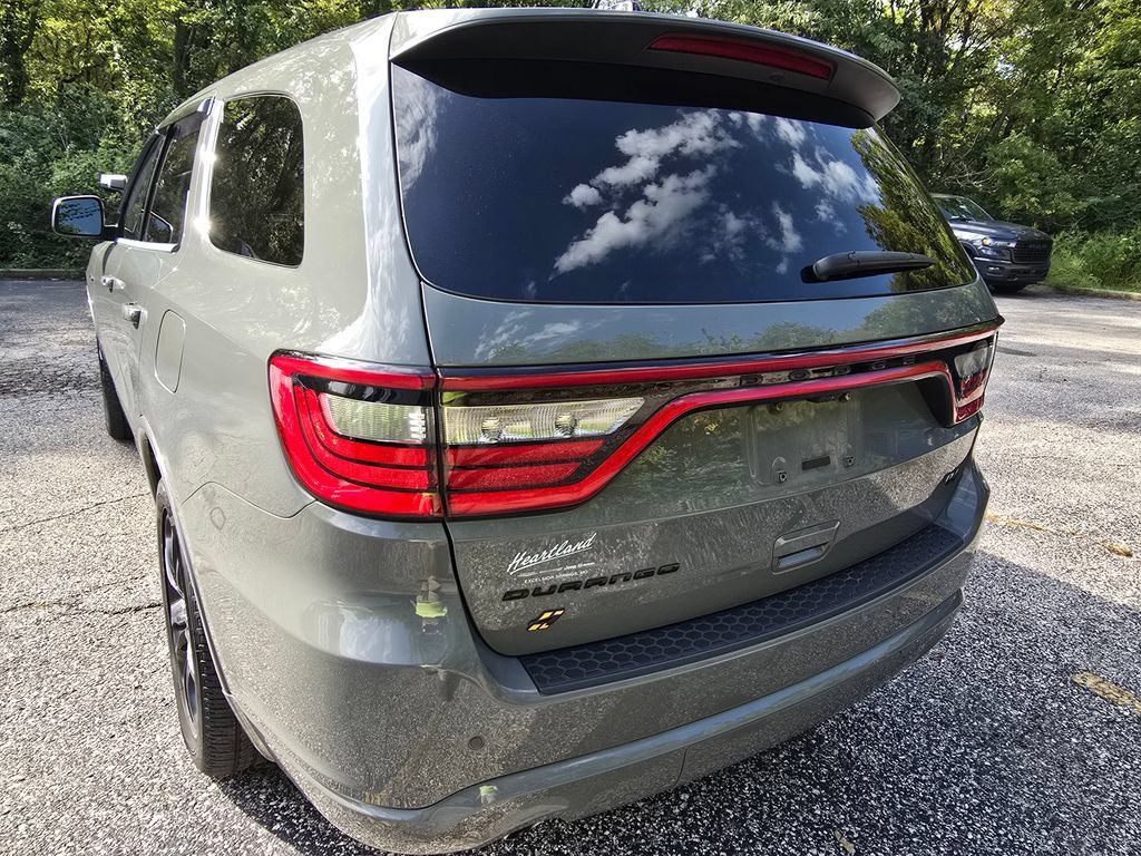 Used 2023 Dodge Durango R/T AWD/4WD image 5