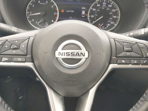 Used 2023 Nissan Sentra SV FWD image 20