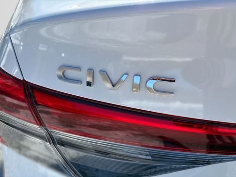 Used 2023 Honda Civic Touring image 36