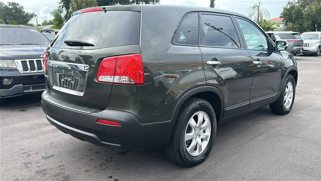 Used 2012 Kia Sorento FWD image 9