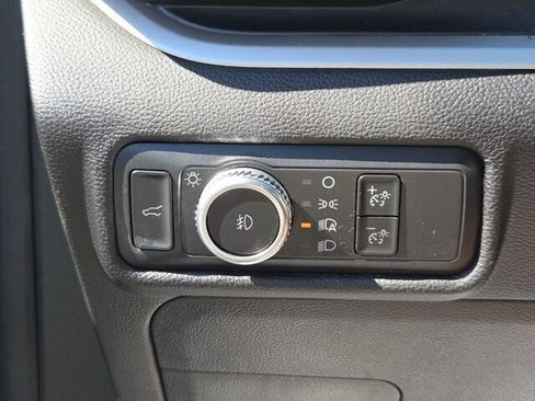 Used 2021 Ford Explorer XLT w/ Equipment Group 202A RWD image 28