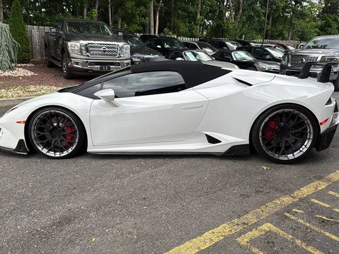 Used 2017 Lamborghini Huracan LP 580-2 RWD image 8