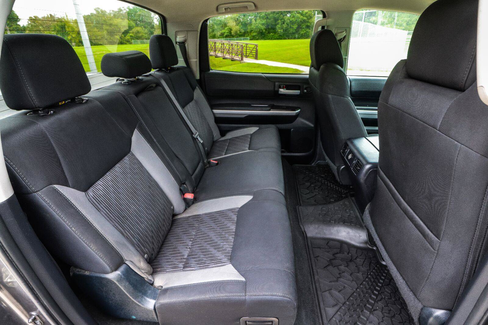 Used 2017 Toyota Tundra SR5 RWD image 35