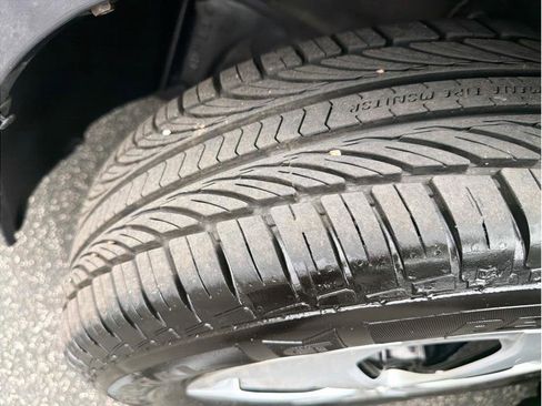 Used 2013 Toyota Prius Four w/ Deluxe Solar Roof Pkg image 21