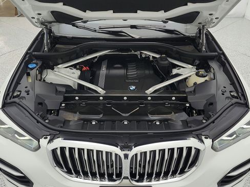 Used 2019 BMW X5 xDrive40i w/ Convenience Package image 22
