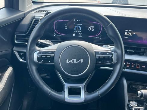 Used 2025 Kia Sportage EX w/ Premium Package FWD image 15