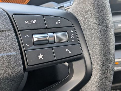 Used 2025 Kia K4 LXS image 25