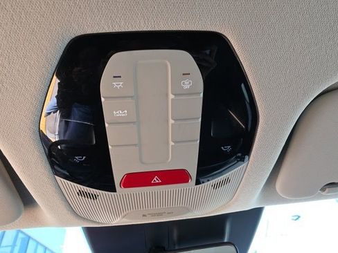 Used 2025 Kia K4 LXS image 20