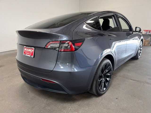 Used 2023 Tesla Model Y Long Range AWD/4WD image 3