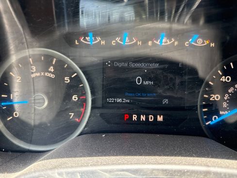 Used 2017 Ford F150 XLT w/ Equipment Group 302A Luxury AWD/4WD image 15