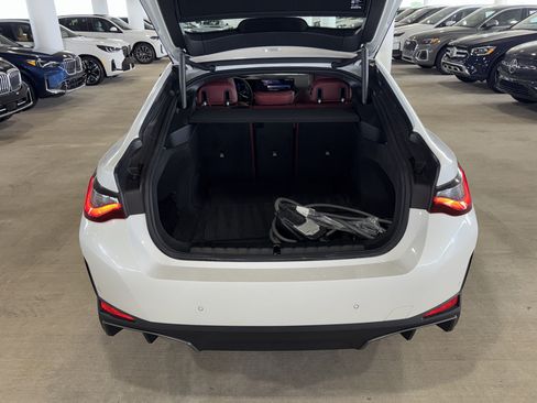 Used 2025 BMW i4 eDrive40 w/ Premium Package RWD image 16