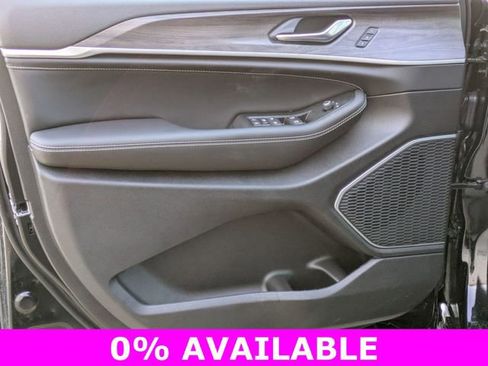 New 2026 Jeep Grand Cherokee L Limited image 12