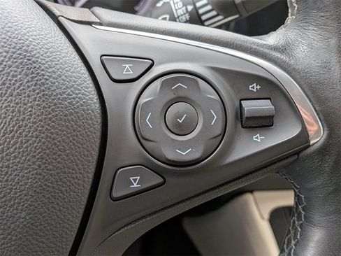 Used 2019 Buick Envision Essence image 29