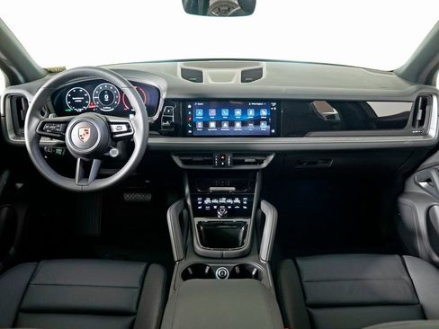 New 2026 Porsche Cayenne AWD/4WD image 22