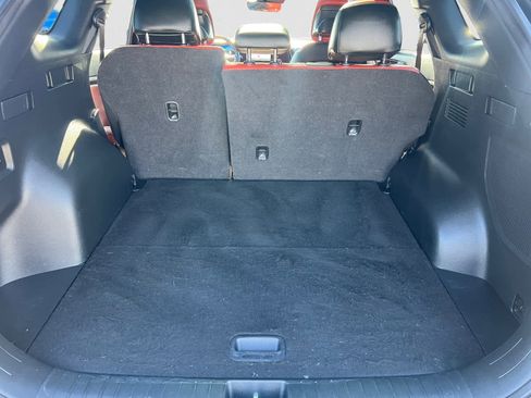 Certified 2023 Kia Sportage SX image 5