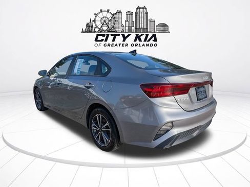 Certified 2024 Kia Forte LXS FWD image 4
