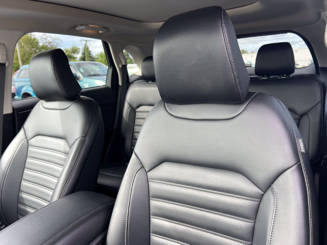 Certified 2024 Ford Edge SEL w/ Convenience Package AWD/4WD image 14