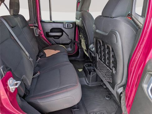 Used 2021 Jeep Wrangler Unlimited Rubicon AWD/4WD image 11
