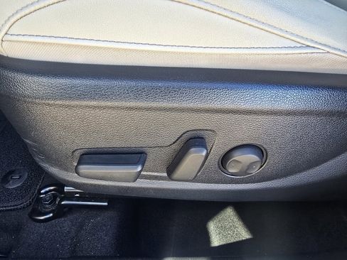 Used 2021 Kia Seltos SX w/ SX Sunroof Package image 16