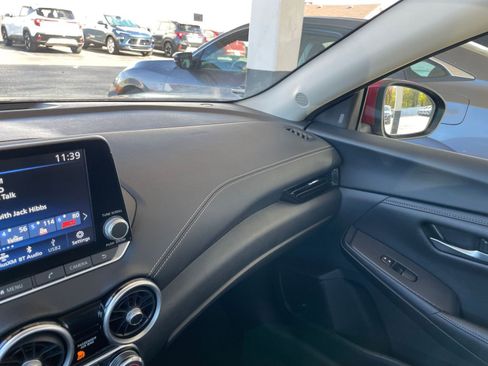 Used 2024 Nissan Sentra SV image 33