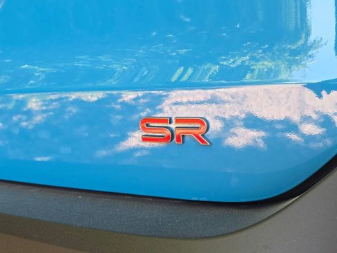 New 2026 Nissan Kicks SR FWD image 24