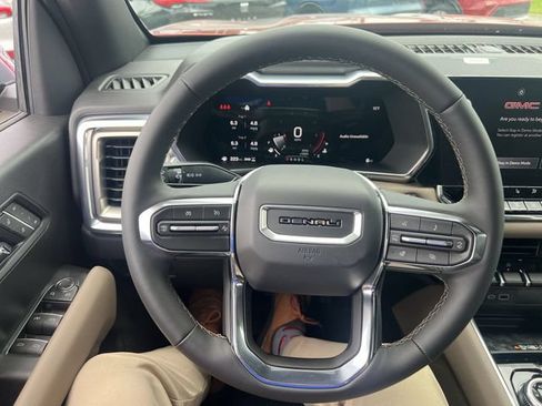 New 2026 GMC Canyon Denali AWD/4WD image 17